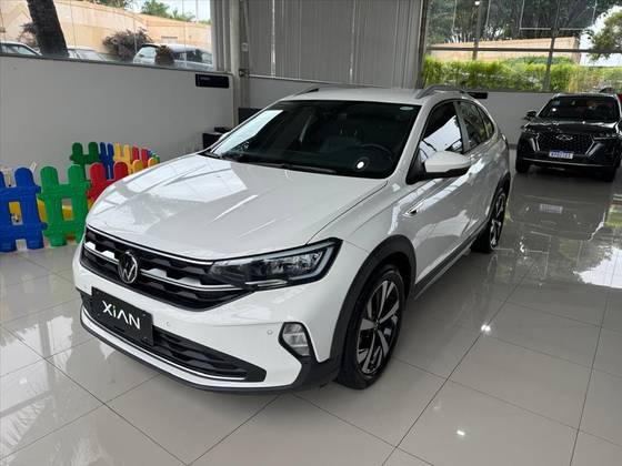 VOLKSWAGEN NIVUS 1.0 200 TSI TOTAL FLEX HIGHLINE AUTOMÁTICO